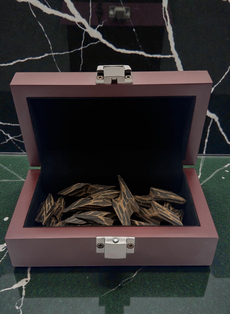 عود تايقر فيتنامي طبيعي محسن جودة عالية مع علبة بخور خشبية فاخرة لحماية البخور والحفاظ على جودته. أوقية (30جرام) - Image 1